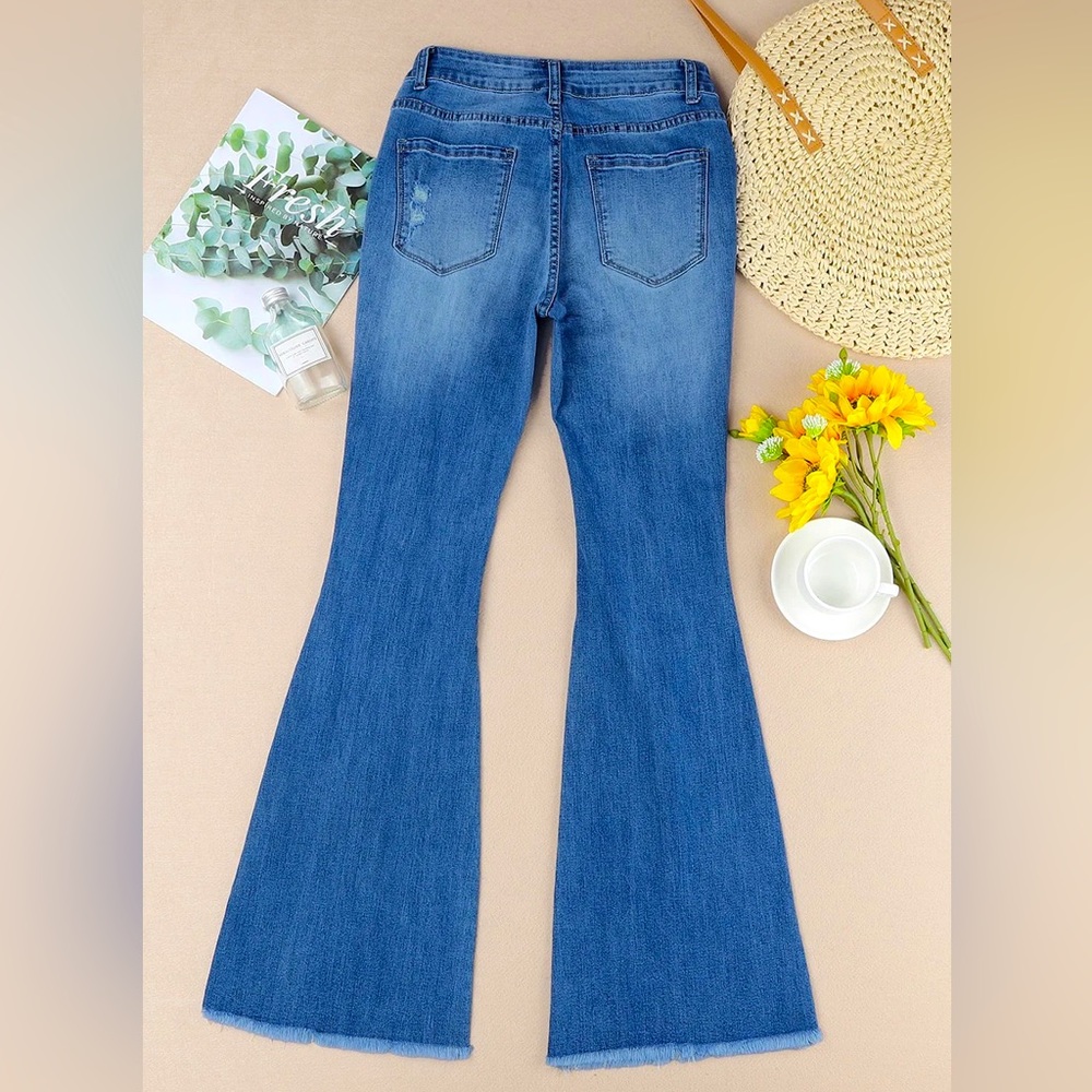 Flare / Bell Bottom Jeans Distressed